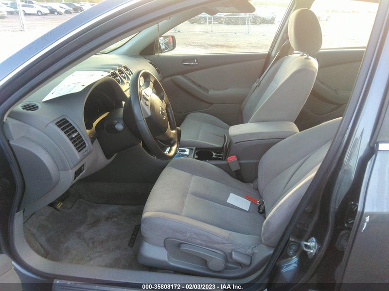 Nissan Altima 2011г.