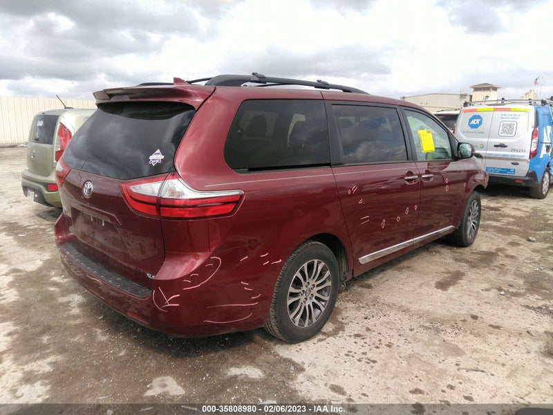 Toyota Sienna 2019г.