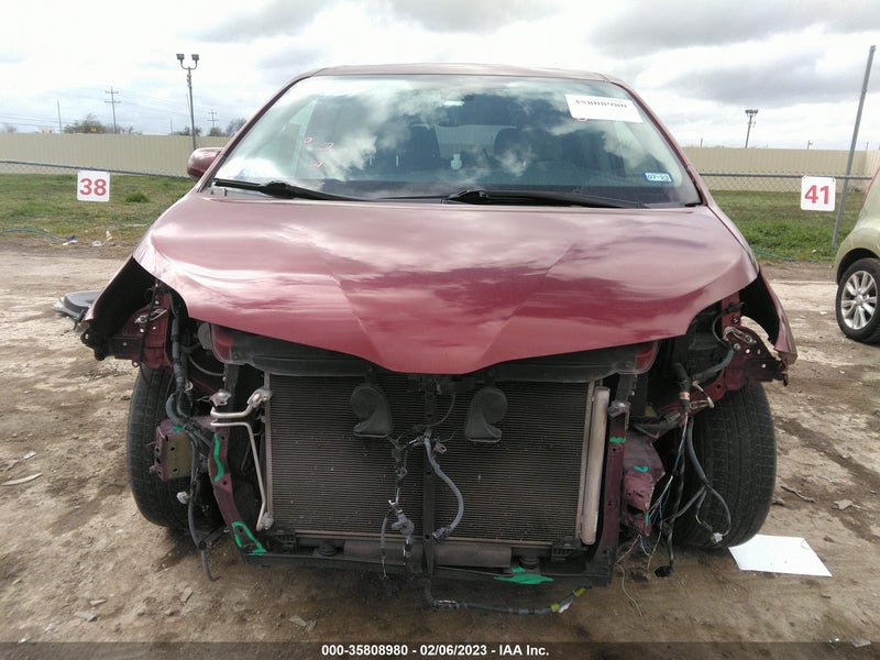 Toyota Sienna 2019г.