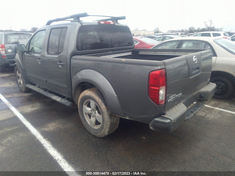 Nissan Frontier 2006г.
