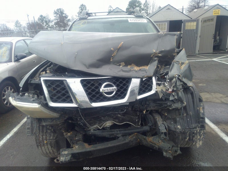 Nissan Frontier 2006г.