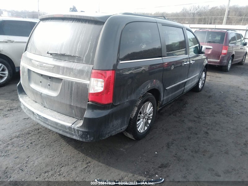 Chrysler Town & Country 2011г.