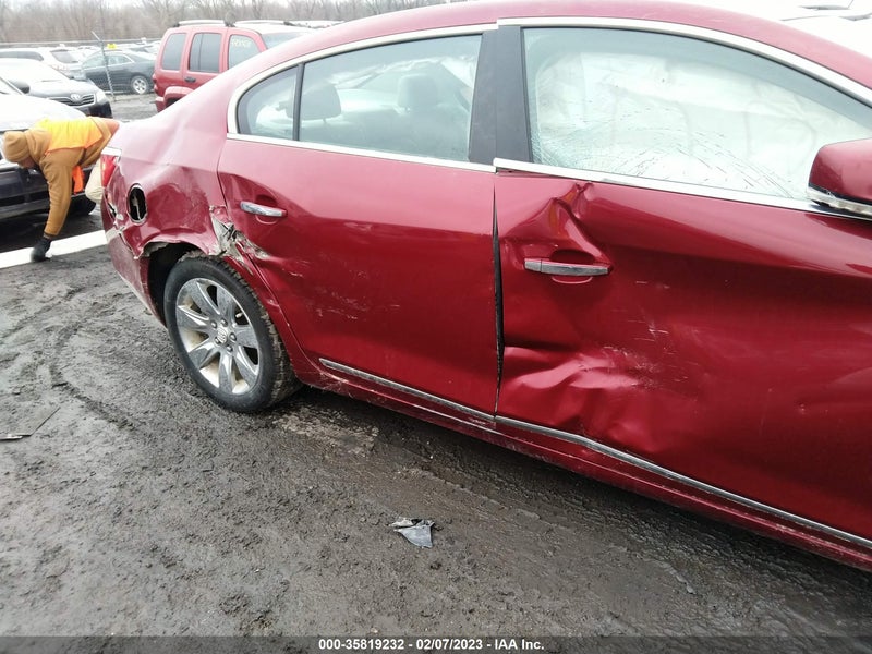 Buick LaCrosse 2011г.