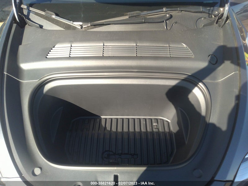 Tesla Model Y 2023г.