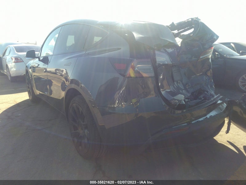 Tesla Model Y 2023г.