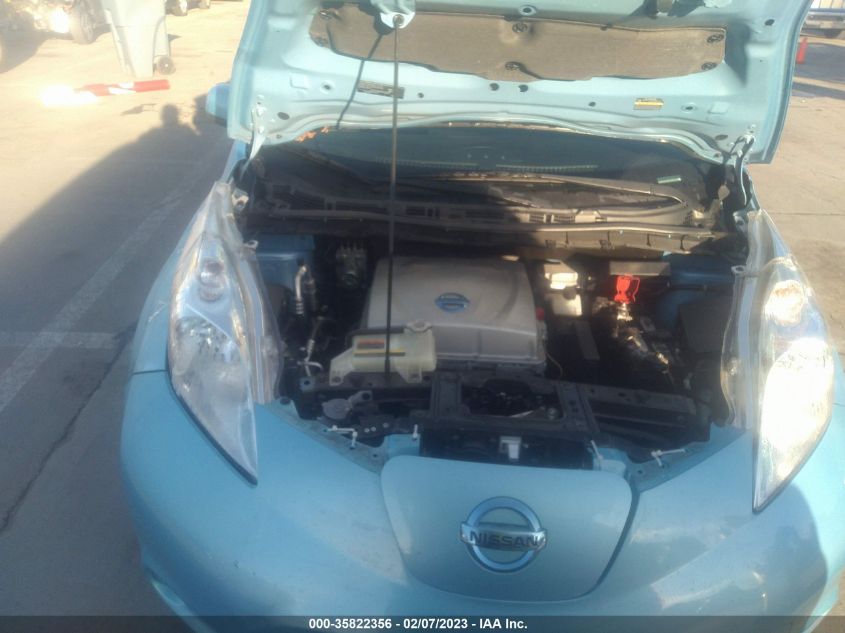 Nissan Leaf 2015г.
