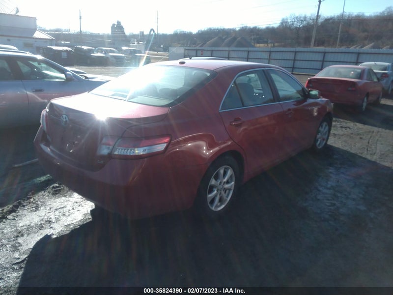 Toyota Camry 2011г.