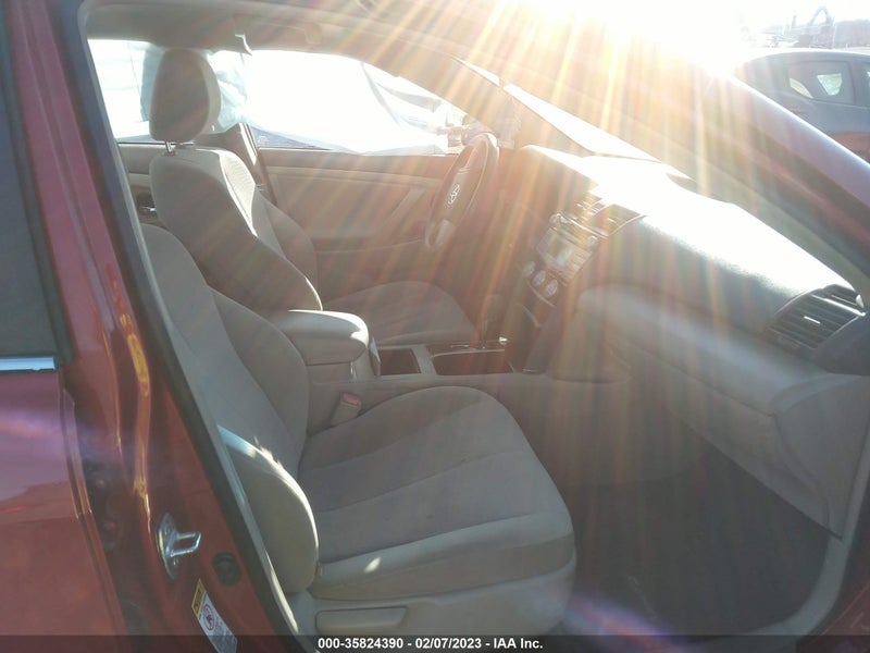 Toyota Camry 2011г.