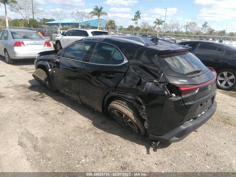 Lexus UX 200 2019г.