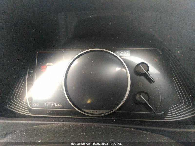 Lexus UX 200 2019г.