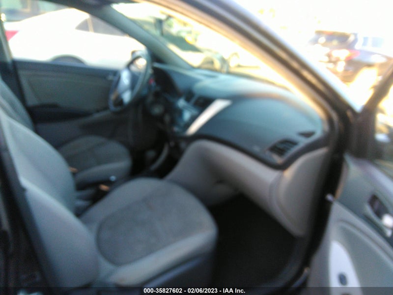 Hyundai Accent 2015г.