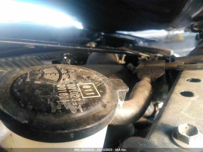 Toyota Prius 2015г.