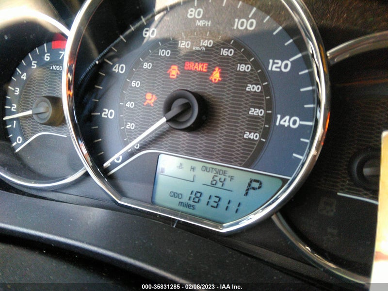 Toyota Corolla 2015г.