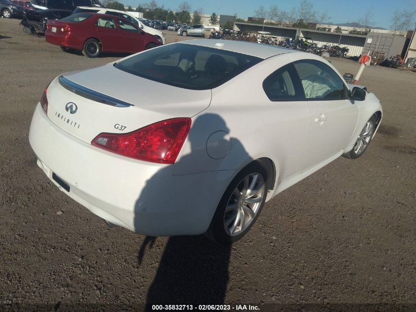 Infiniti G Coupe 2012г.