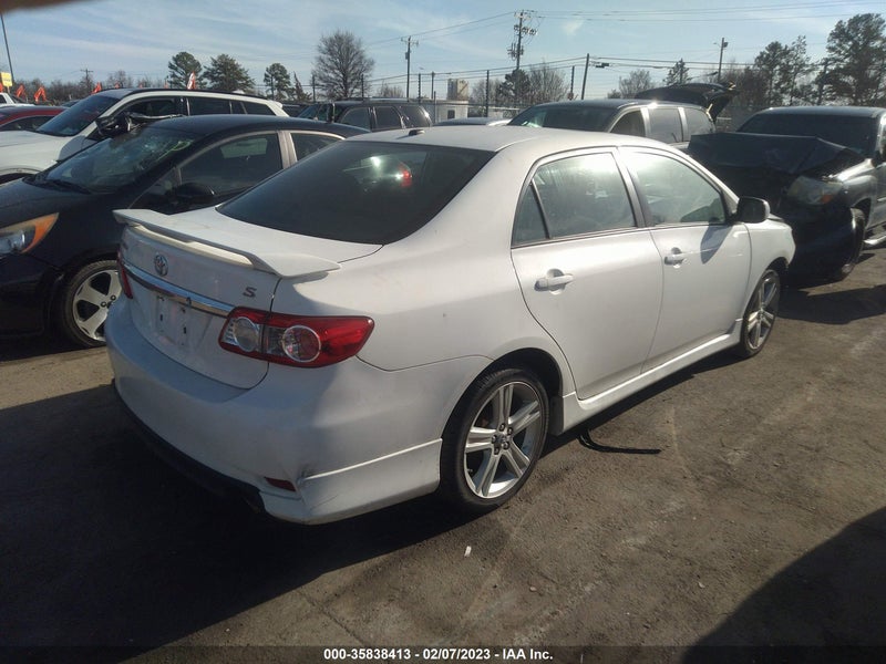 Toyota Corolla 2013г.