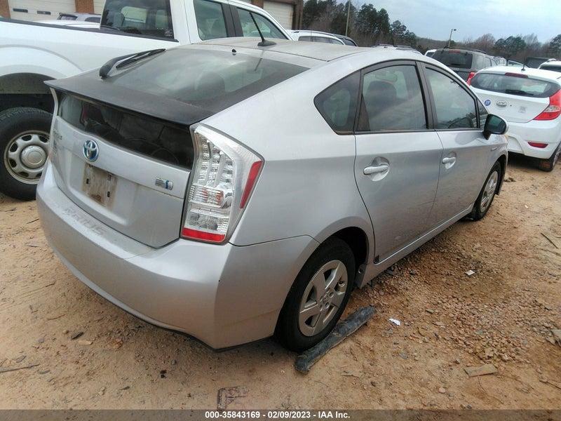 Toyota Prius 2011г.