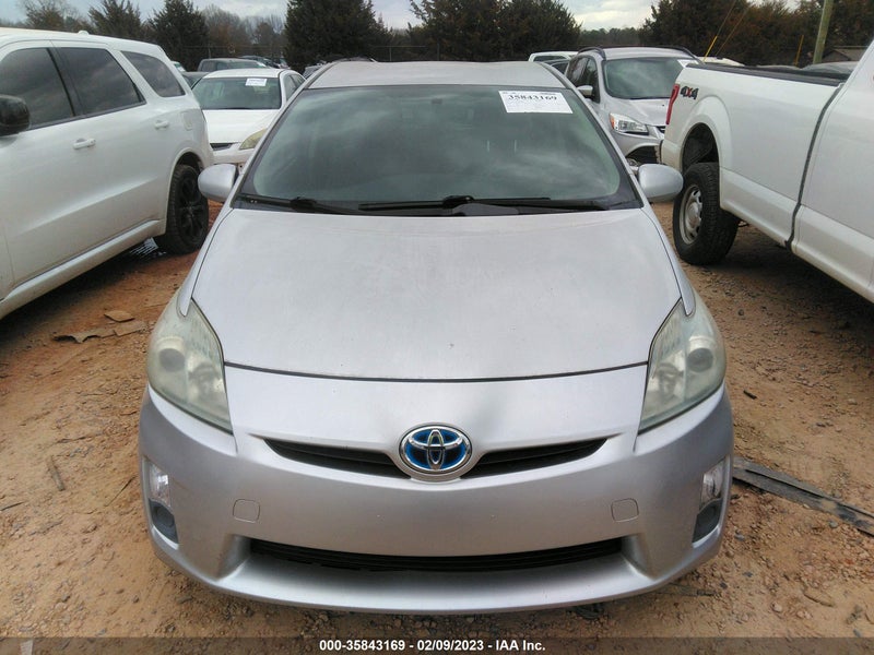 Toyota Prius 2011г.