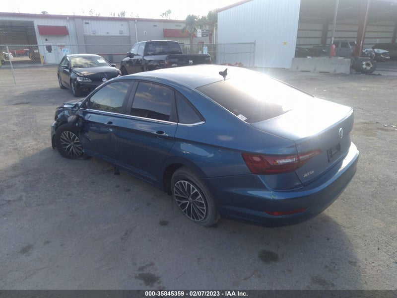 Volkswagen Jetta 2021г.