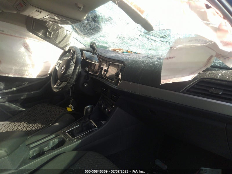 Volkswagen Jetta 2021г.