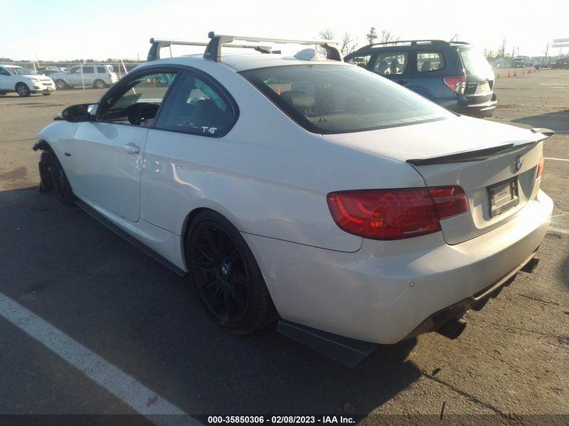 BMW 3 Series 2010г.