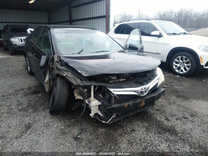 Toyota Camry 2013г.