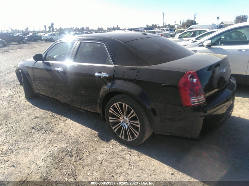 Chrysler 300 2010г.
