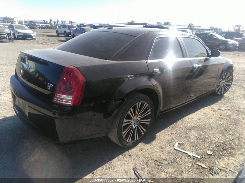 Chrysler 300 2010г.