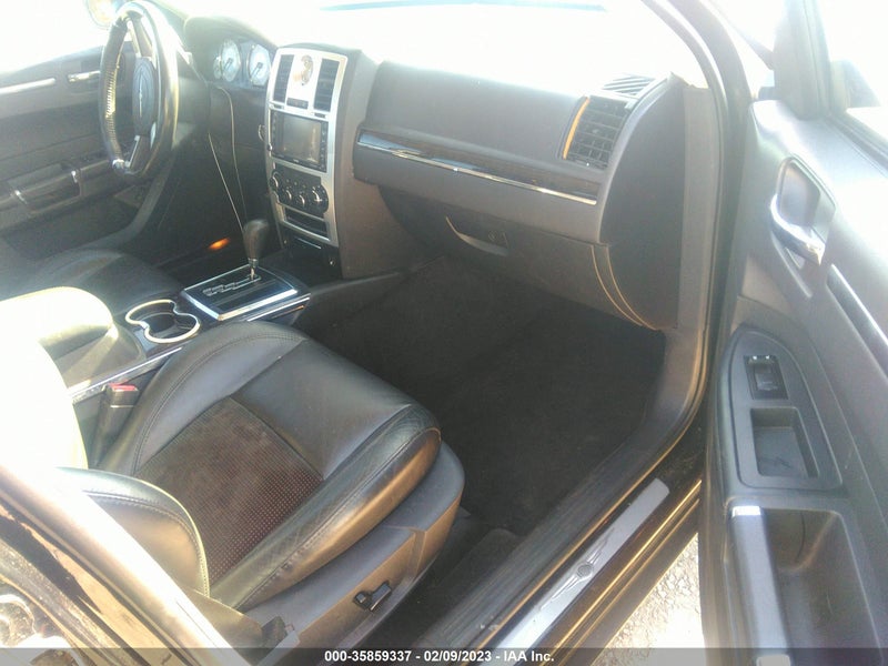 Chrysler 300 2010г.