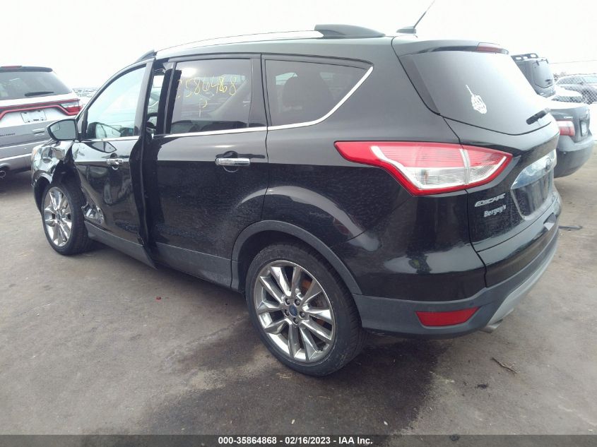 Ford Escape 2015г.