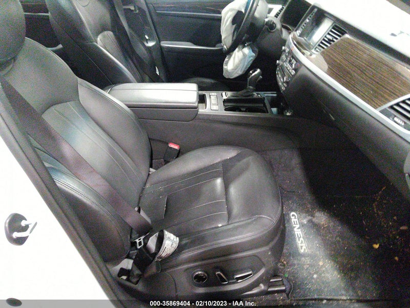 Hyundai Genesis 2016г.