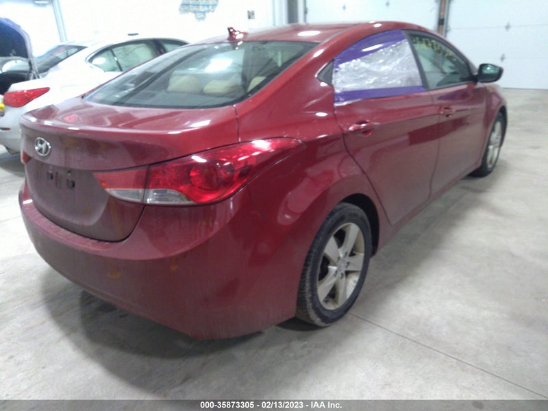 Hyundai Elantra 2012г.