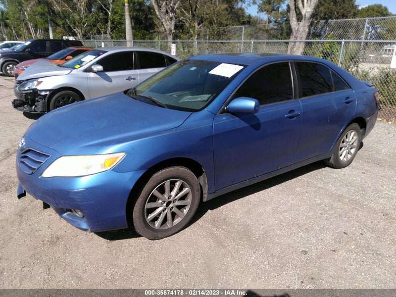 Toyota Camry 2011г.