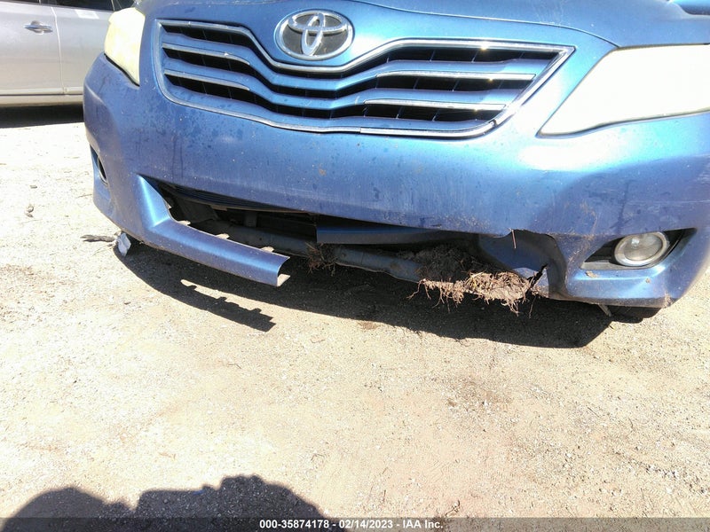 Toyota Camry 2011г.