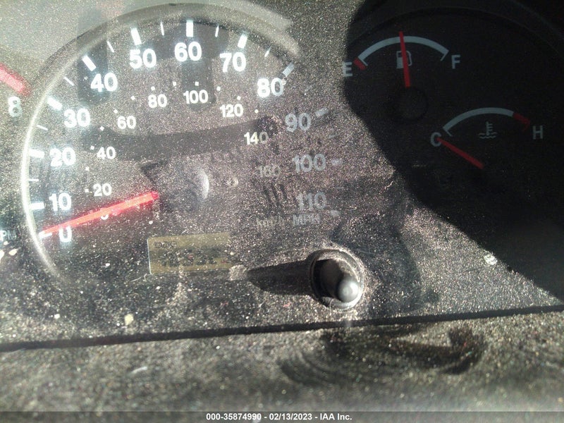 Chevrolet Tracker 2002г.