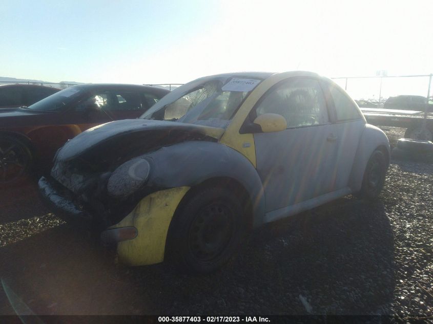 Volkswagen New Beetle 2001г.