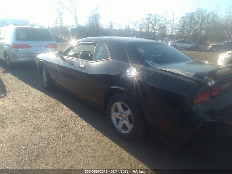 Dodge Challenger 2010г.