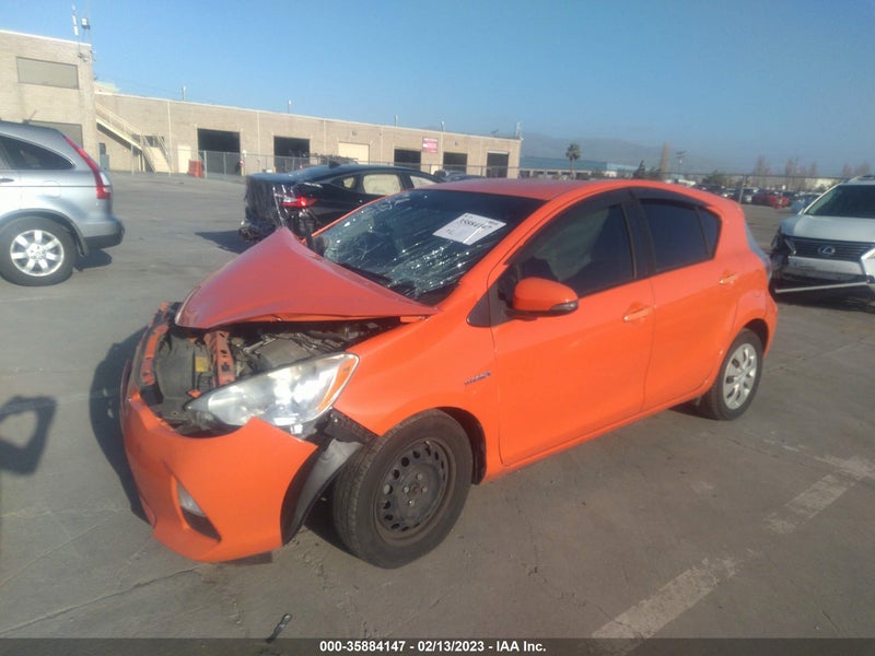 Toyota Prius C 2013г.