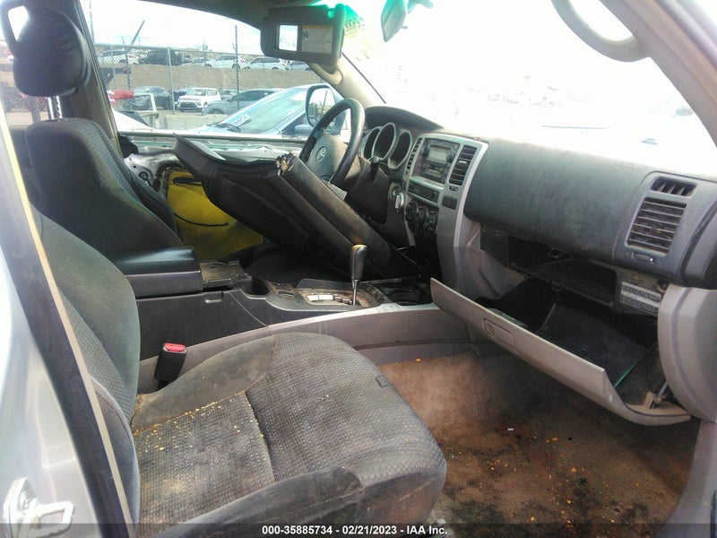 Toyota 4Runner 2004г.