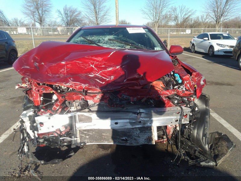 Toyota Camry 2021г.