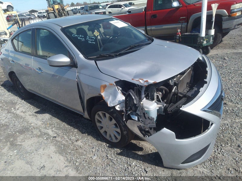 Nissan Versa 2018г.