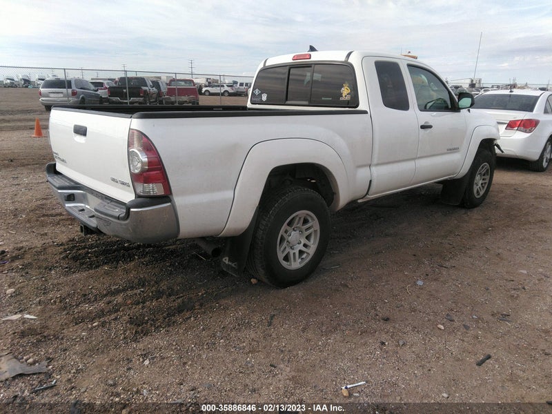 Toyota Tacoma 2015г.