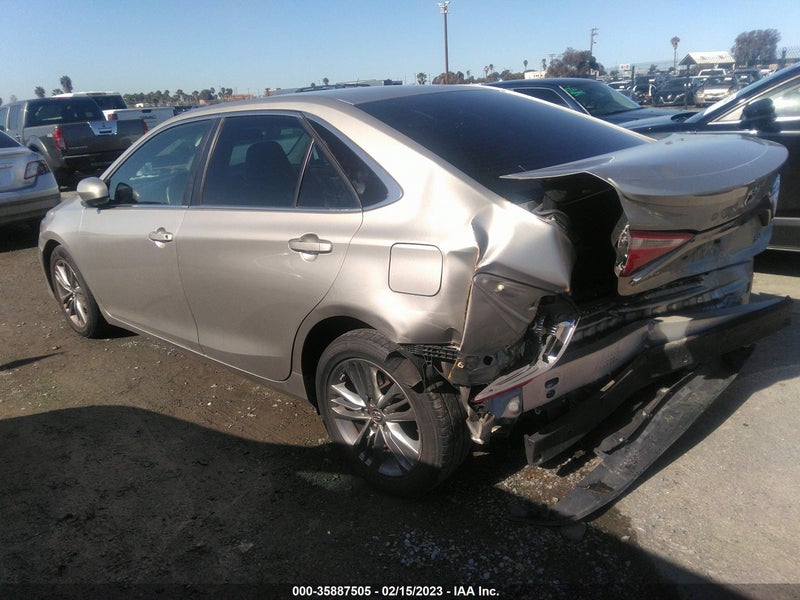 Toyota Camry 2016г.