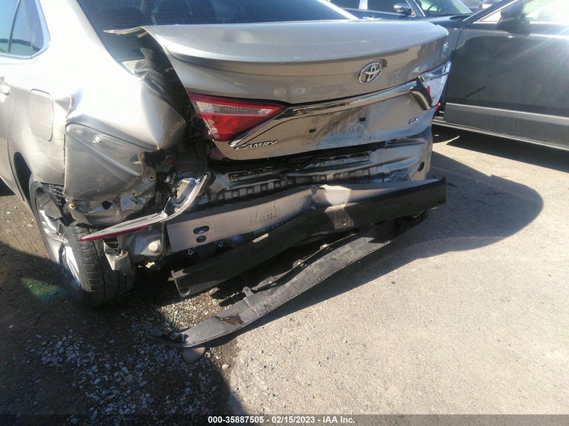 Toyota Camry 2016г.