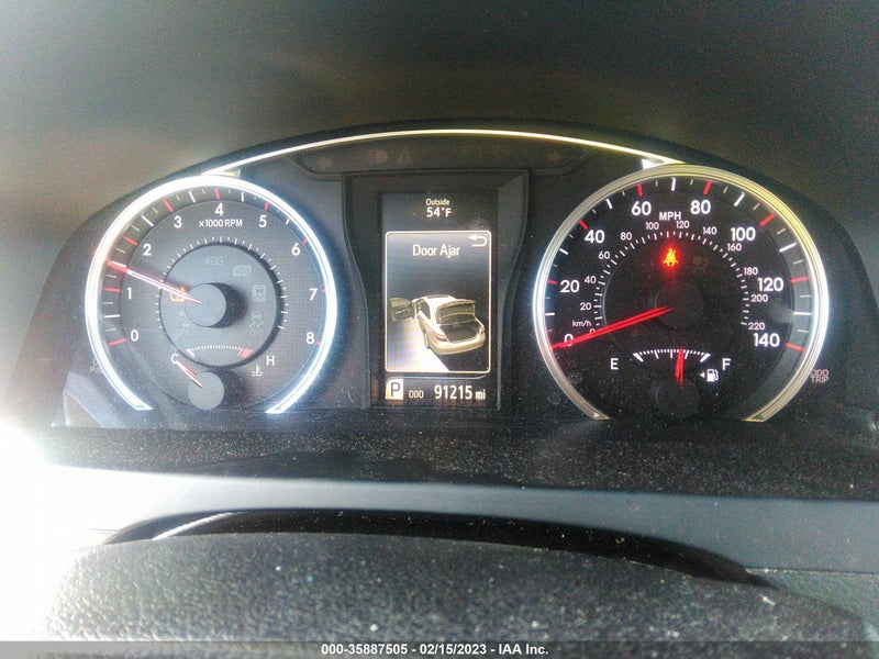 Toyota Camry 2016г.