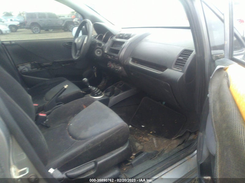 Honda Fit 2008г.