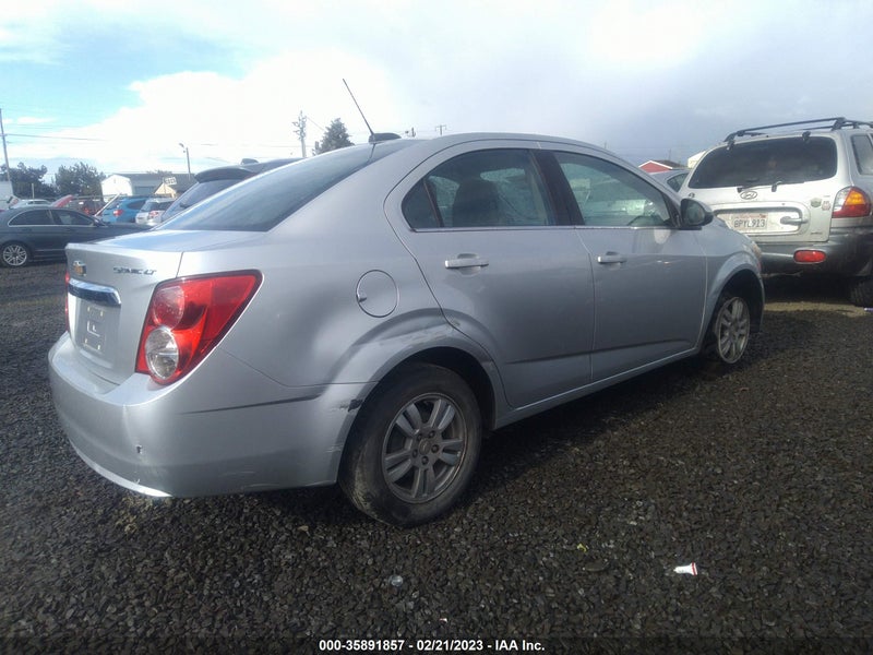 Chevrolet Sonic 2015г.