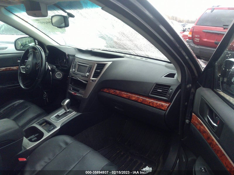 Subaru Legacy 2012г.