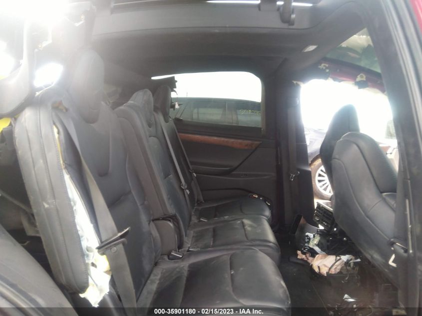 Tesla Model X 2019г.