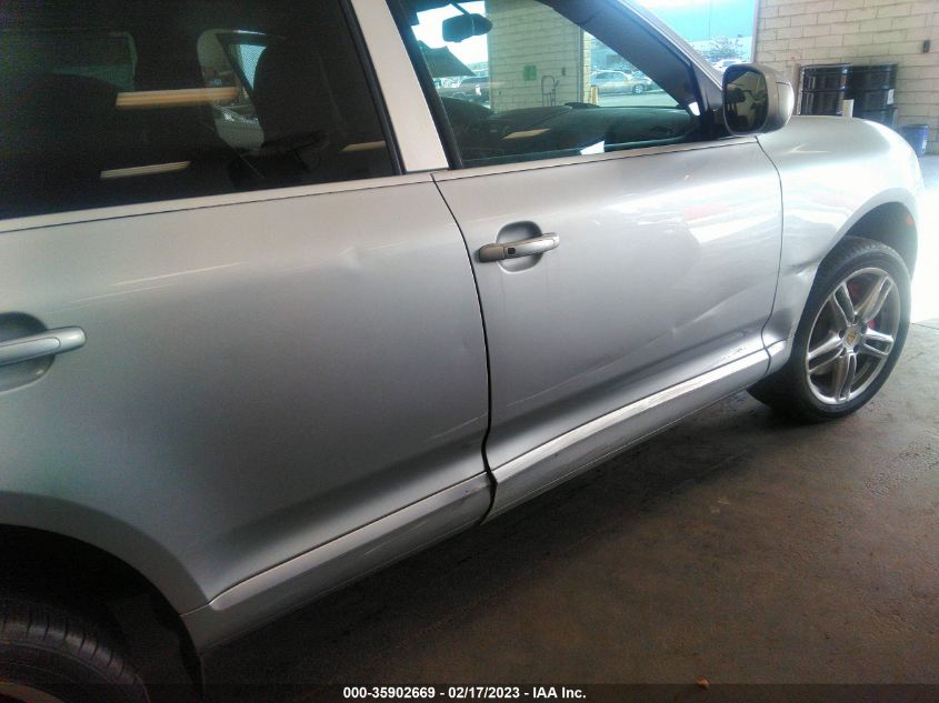 Porsche Cayenne 2004г.