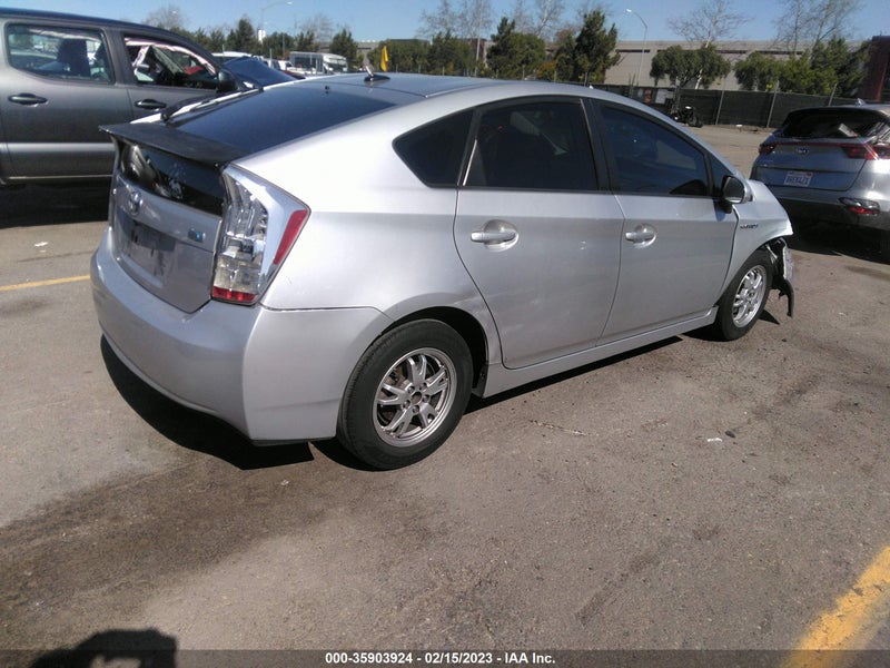 Toyota Prius 2010г.